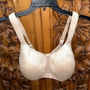 Wacoal wireless bra 38DDD